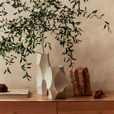 ferm LIVING | Cueva Vase - H26 - Off-white