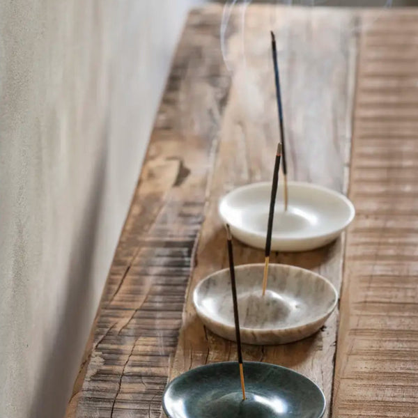 Madam Stoltz | Round Marble Incense Holder - White