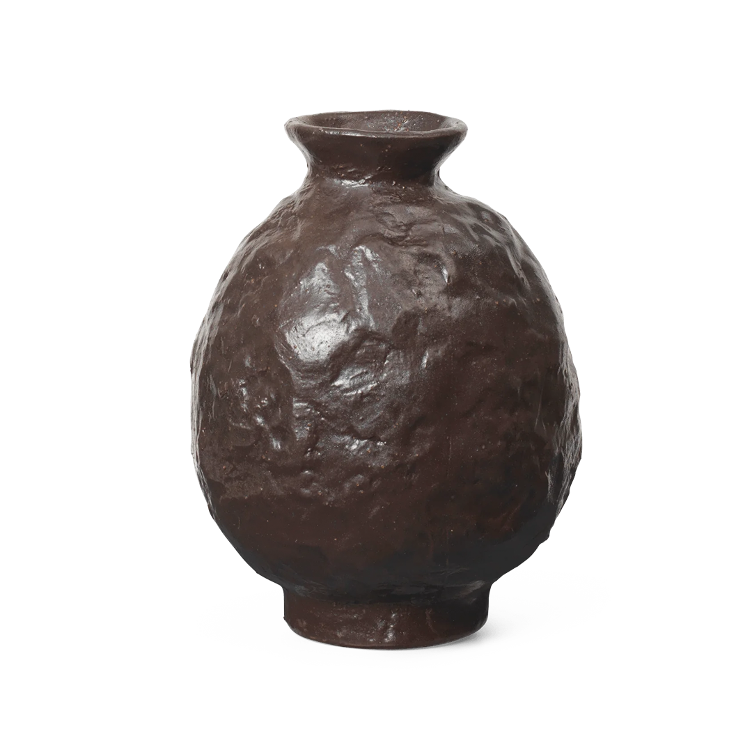 Doro Vase, Medium, Coffee by ferm LIVING