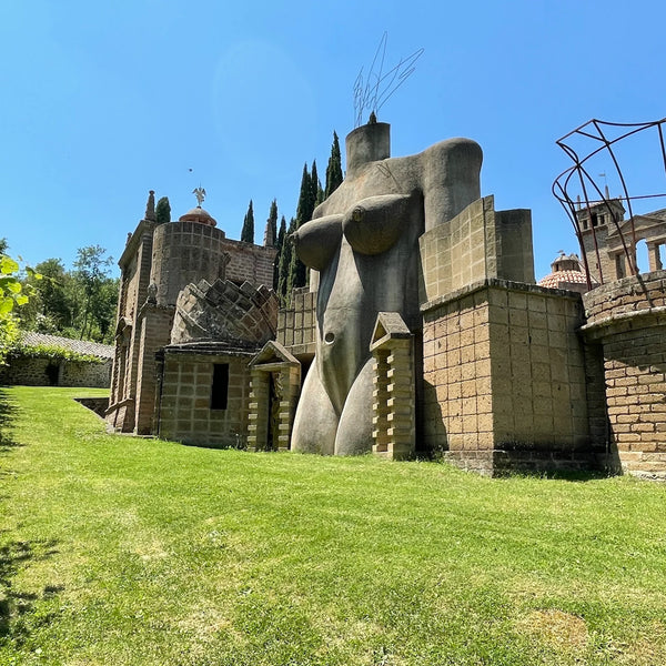 Gestalten | The Art Escapes Atlas